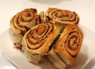 Cinnamon rolls