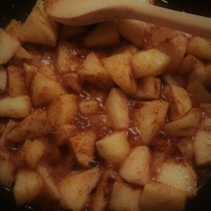apples-in-cinnamon-and-butter